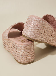 Peony Platform Sandals By Matisse Detail 3 - TULLABEE