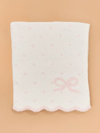 Chenille Bow Blanket by Mudpie - TULLABEE