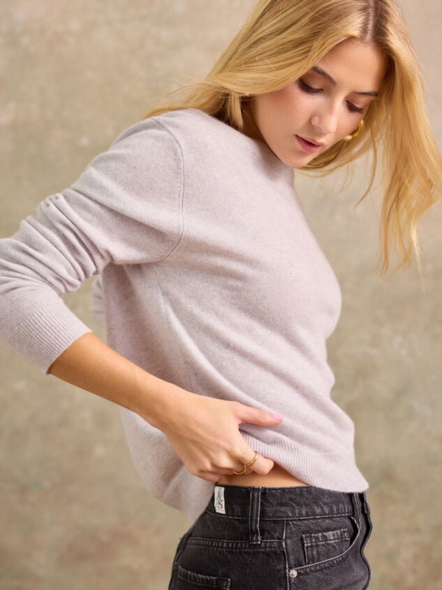 Marigold Cashmere Crew Neck Sweater Detail 4 - TULLABEE