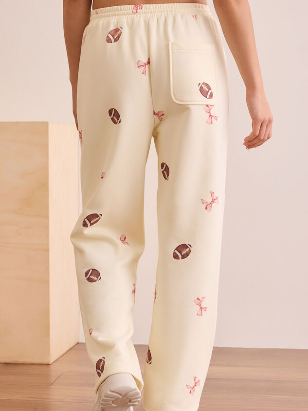 Kickoff Wide Leg Pant Detail 5 - TULLABEE