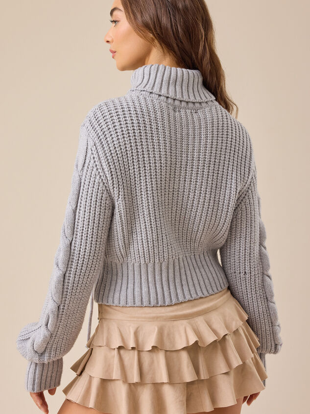Nikole Cable Knit Tie Sweater Detail 6 - TULLABEE