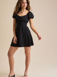 Elsie Puff Sleeve Dress Detail 3 - TULLABEE
