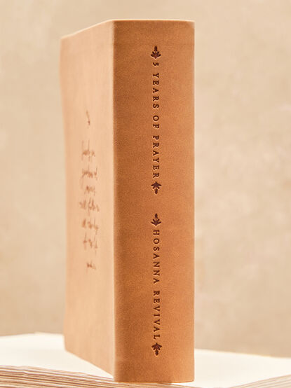 Hosanna Revival Prayer Journal - Amelia Theme - TULLABEE