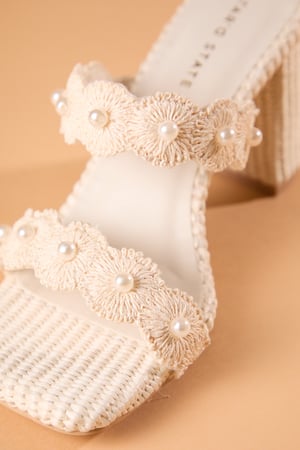 Helena Pearl Scallop Heel - Altar'd State - 