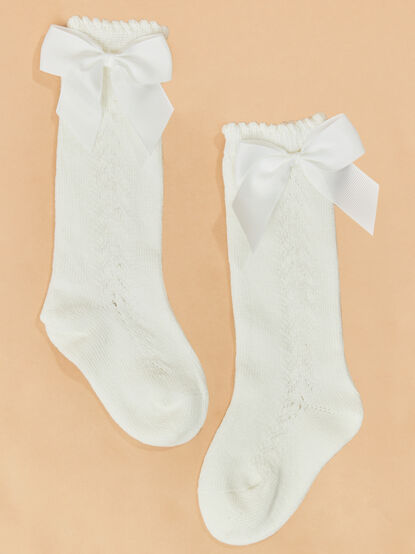Lacey Pointelle Bow Socks - TULLABEE