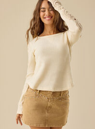Gia Crochet Sleeve Fitted Thermal Detail 5 - TULLABEE