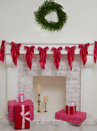 Satin Bow Garland - TULLABEE