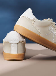 Julie Bow Lace Sneakers Detail 5 - TULLABEE