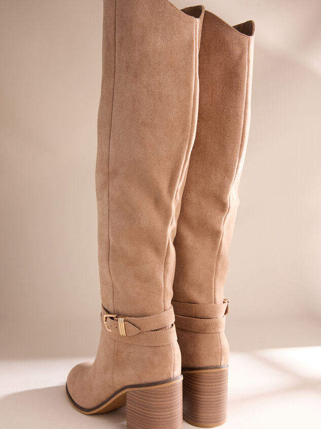 Caitlin Boots Detail 4 - TULLABEE