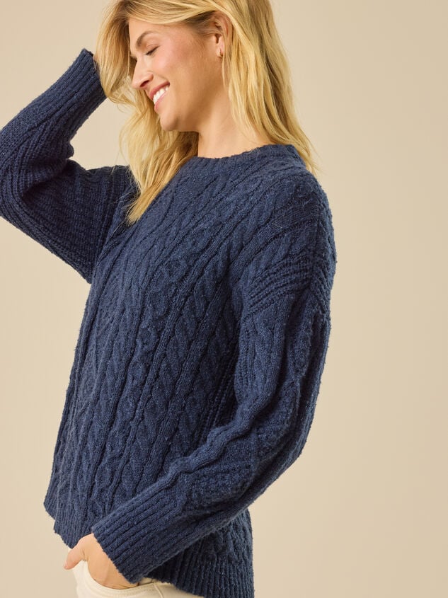 Kassidy Oversized Crew Neck Detail 4 - TULLABEE