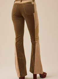 Sadie High Rise Corduroy Flare Pants Detail 5 - TULLABEE