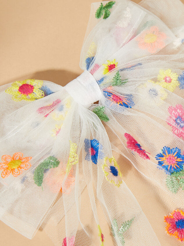 Tulle Embordered Floral Hair Bow Detail 2 - TULLABEE