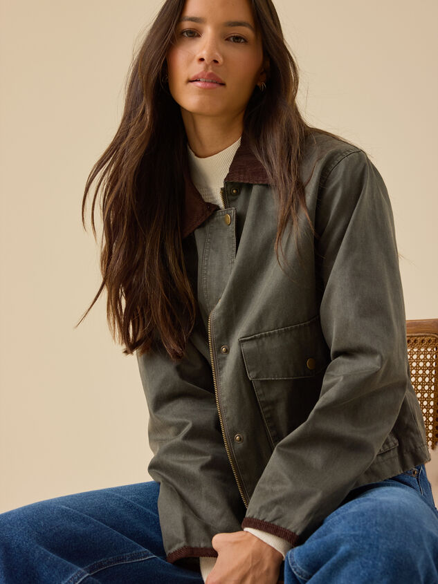 Sami Cropped Barn Jacket Detail 5 - TULLABEE