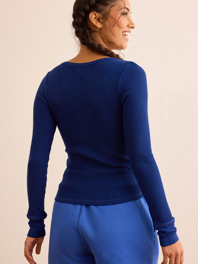 Pure Motion Henley Long Sleeve Detail 4 - TULLABEE