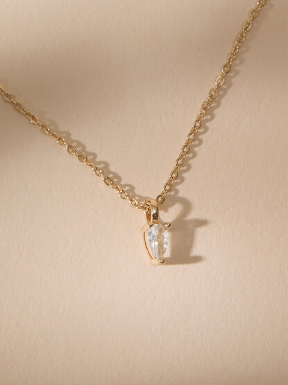 Vintage Charm Necklace - TULLABEE