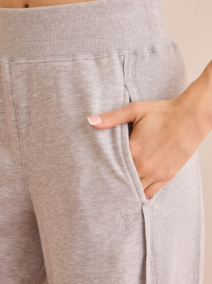 Live-In Wide Leg Pants - TULLABEE