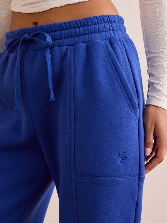 Blissful Barrel Sweatpants Detail 2 - TULLABEE