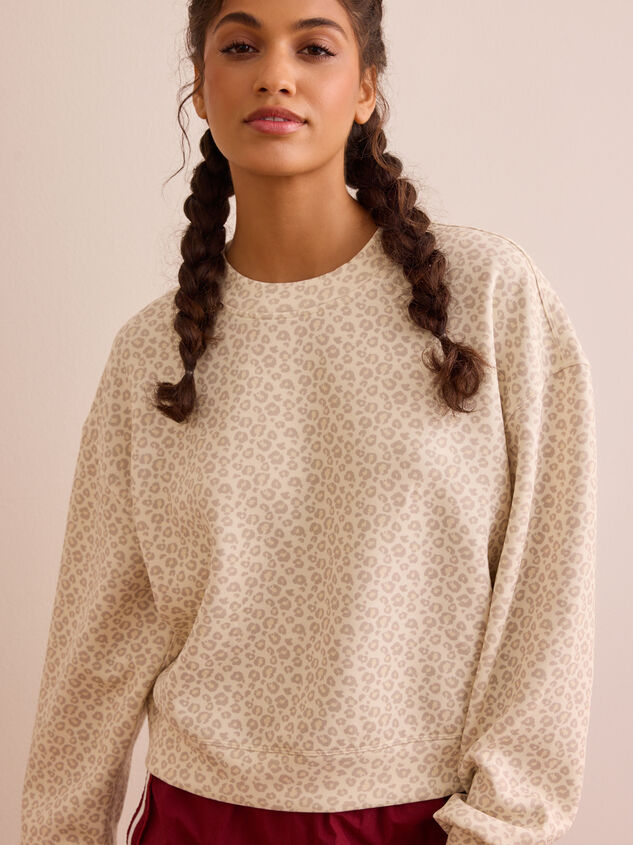 Supersoft Leopard Crewneck Detail 3 - TULLABEE