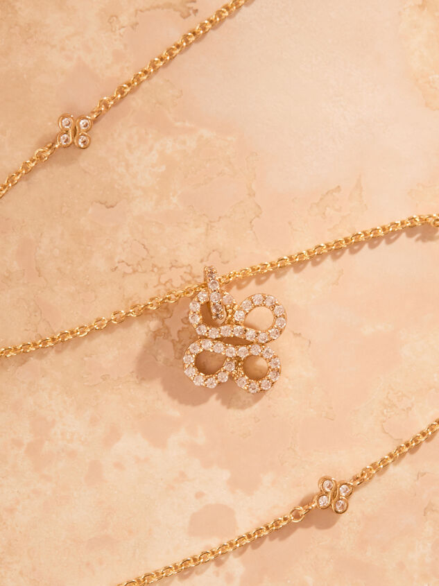 Twisted Clover Necklace in 18K Gold - TULLABEE