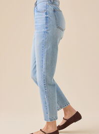 Bella Mom Jean Detail 5 - TULLABEE