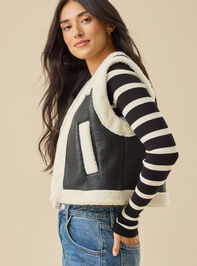 Lena Cropped Vest Detail 3 - TULLABEE
