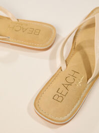 Bungalow Square Toe Flip Flop Detail 2 - TULLABEE