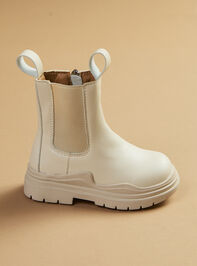Celeste Lug Sole Boots - TULLABEE
