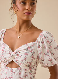 Melanie Puff Sleeve Romper Detail 3 - TULLABEE