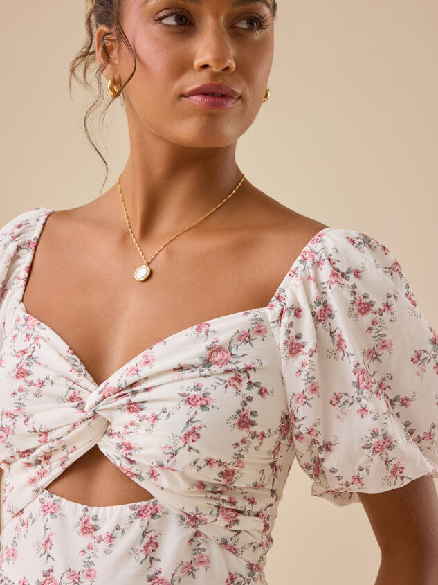 Melanie Puff Sleeve Romper Detail 3 - TULLABEE