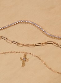 18K Gold Tennis Paperclip Layered Cross Necklace Detail 3 - TULLABEE