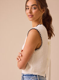 Everett Contrast Stitch Bow Back Vest Detail 5 - TULLABEE