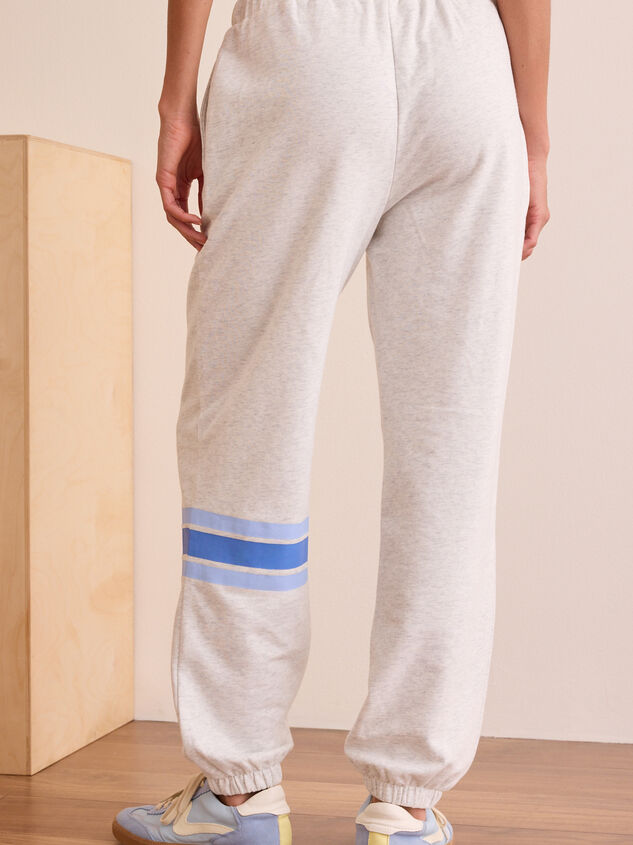 Lineup Striped Joggers Detail 4 - TULLABEE