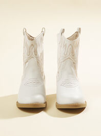 Jessie Western Boots Detail 2 - TULLABEE