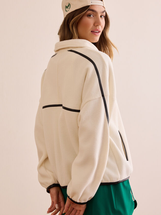 Shutout Sherpa Jacket Detail 5 - TULLABEE