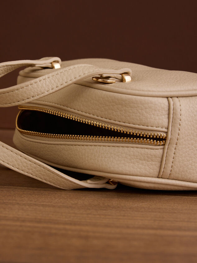 Mini Pebble Crossbody Purse Detail 3 - TULLABEE