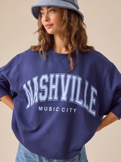 Nashville Oversized Pullover - TULLABEE
