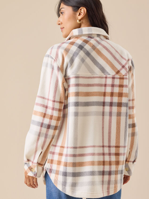 Cole Fleece Shacket Detail 4 - TULLABEE