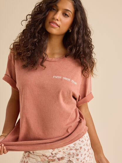 Faith Over Fear Graphic Tee - TULLABEE