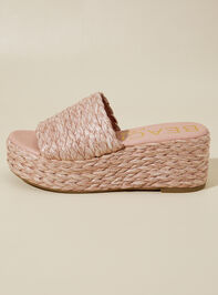Peony Platform Sandals By Matisse Detail 2 - TULLABEE