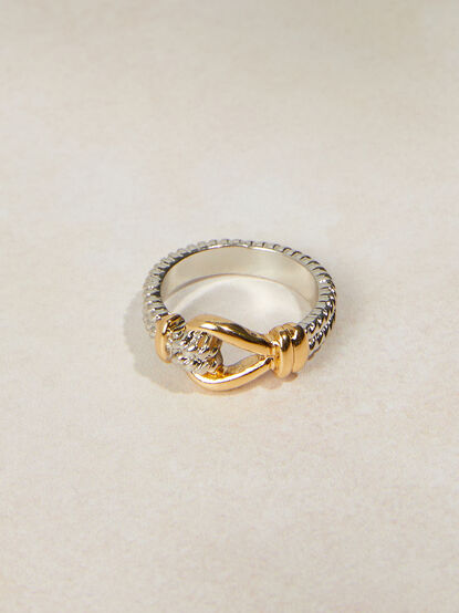 Twisted Hook Ring - TULLABEE