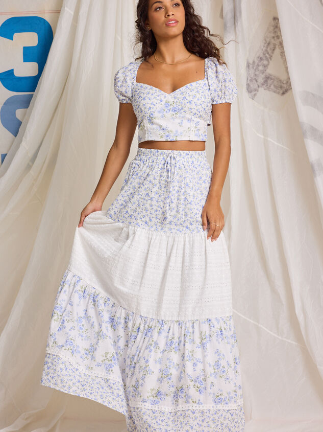 Kairo Floral Crop Top Detail 4 - TULLABEE