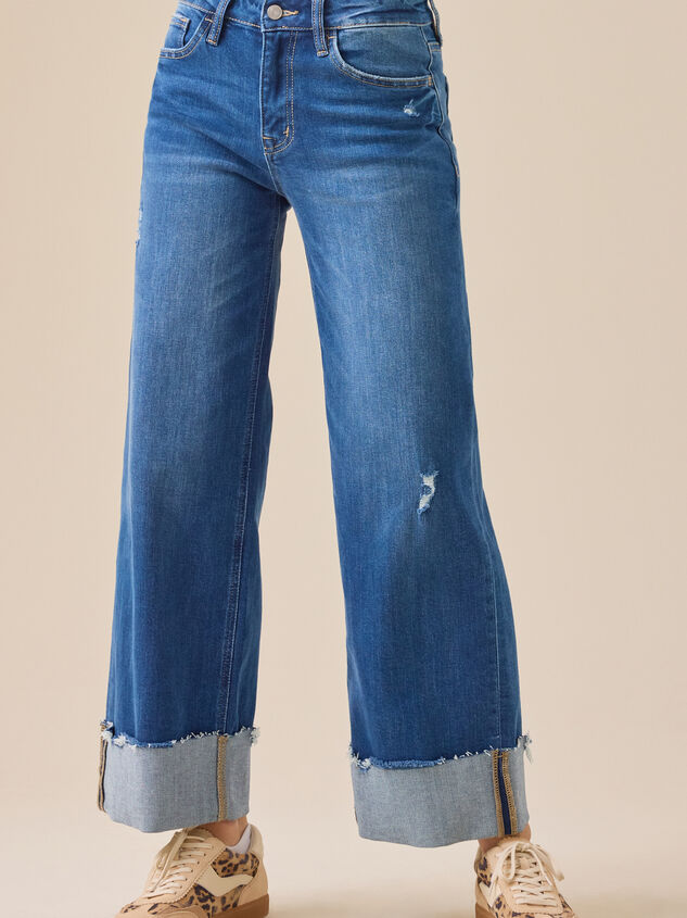 Carmen High Rise Jean Detail 3 - TULLABEE