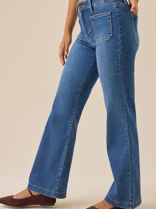 Kaylie Straight Leg Jeans Detail 4 - TULLABEE