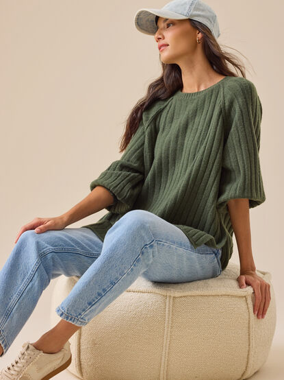 Gabby Ribbed Sweater - TULLABEE