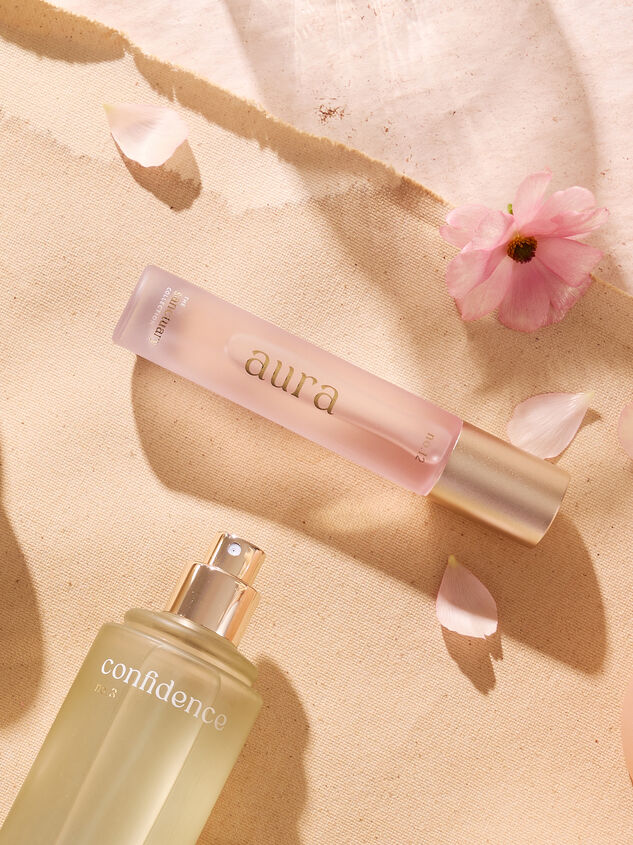 Aura Travel Perfume Detail 3 - TULLABEE