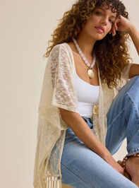 Zahara Lace Kimono Detail 3 - TULLABEE