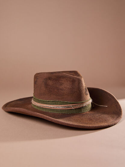 Cami Cowgirl Vintage Hat - TULLABEE