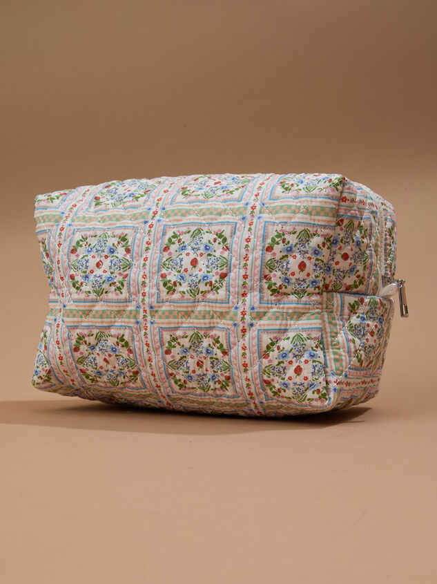 Everly Quilted Makeup Bag - TULLABEE