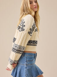 Bridget Cropped Sweater Detail 5 - TULLABEE