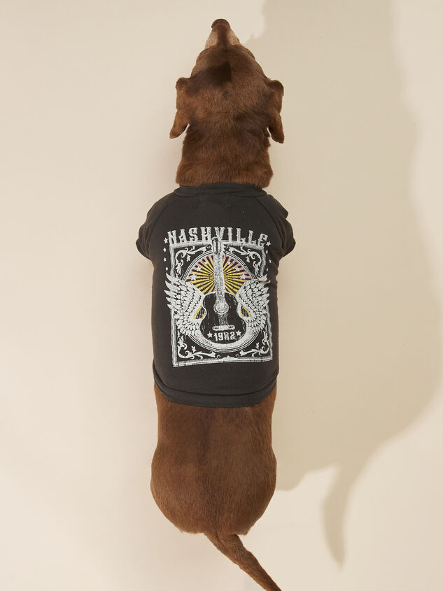 Bear & Ollie's Nashville Guitar Wings Dog Tee Detail 1 - TULLABEE